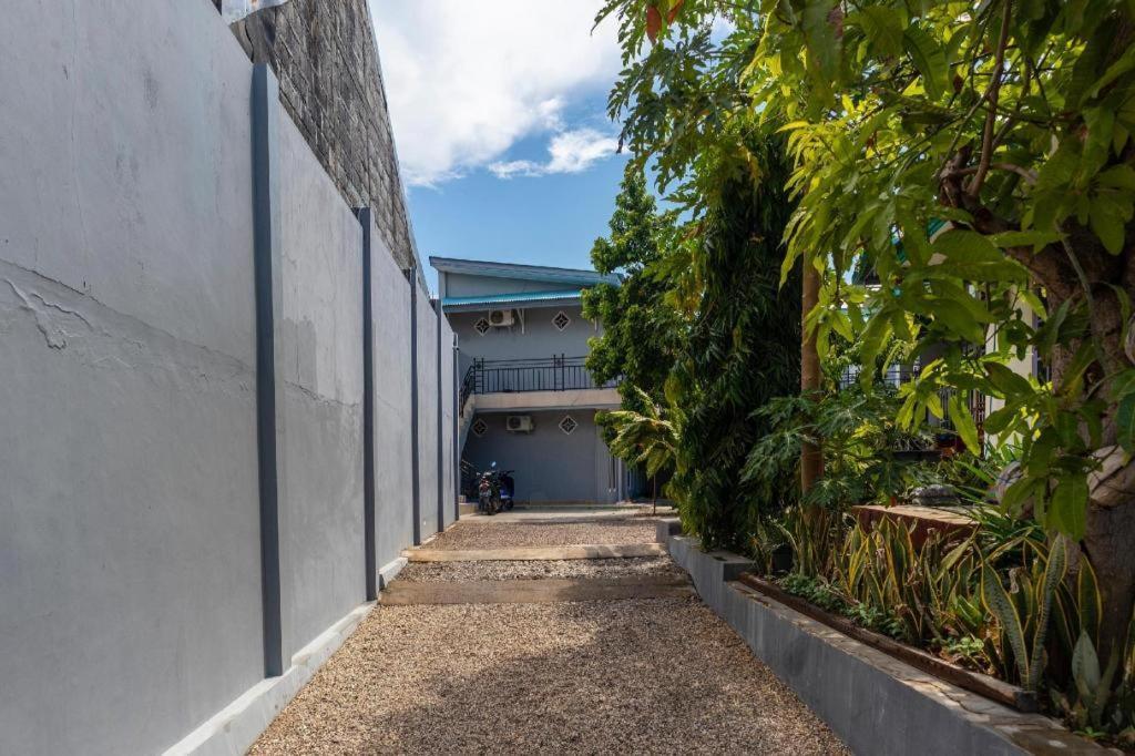 Spot On 2063 Bethania Residence Kupang  Exteriér fotografie