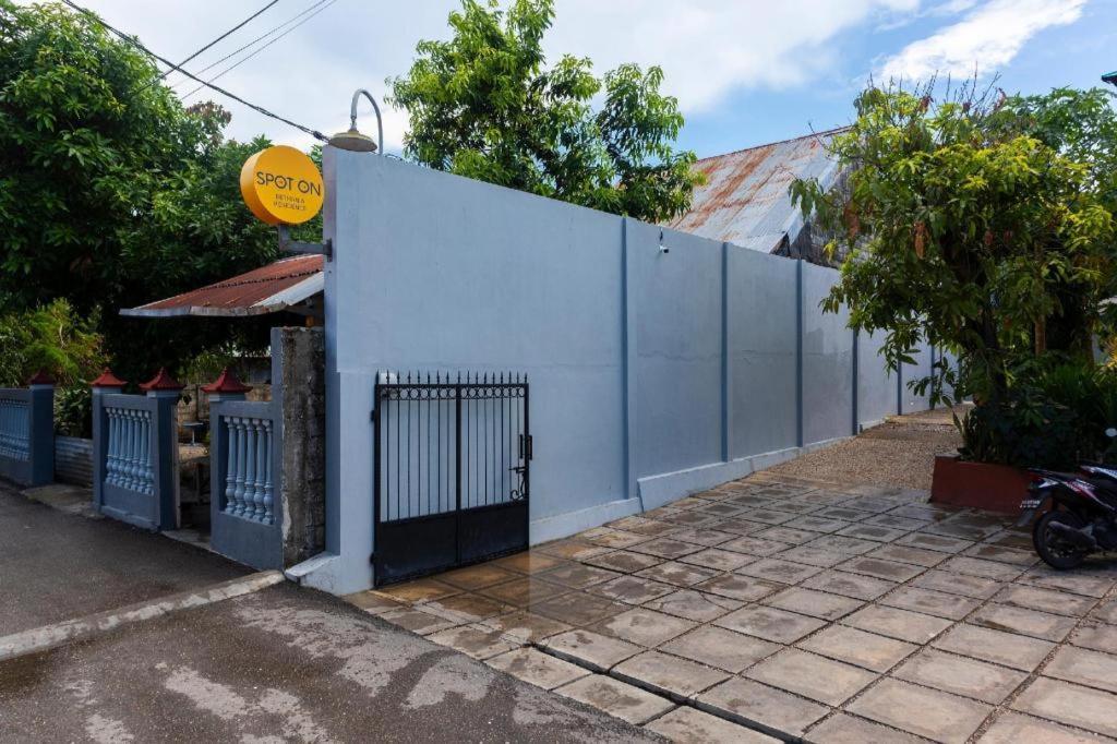 Spot On 2063 Bethania Residence Kupang  Exteriér fotografie